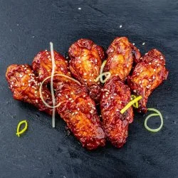Куриные крылья в соусе BBQ